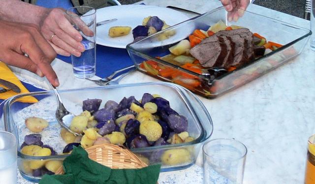 Rinderbraten mit verschiedenen Kartoffelsorten